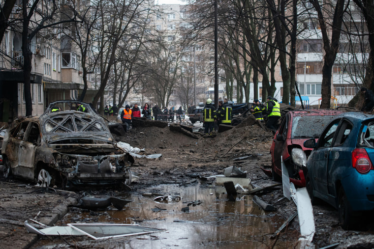 For the second night in a row, Russia is attacking Kyiv with ballistic missiles. Ukrainian Air Defense Forces intercepted all targets. However, fallen missiles' fragments resulted in destruction in Darnytskyi, Dniprovskyi and Desnyanskyi districts of Kyiv.