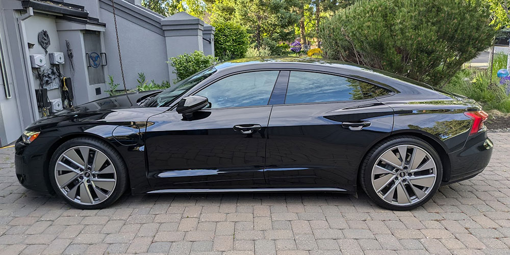 2022 model Audi RS e-tron